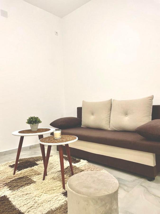 Easy Apartments Ledine Bagian luar foto