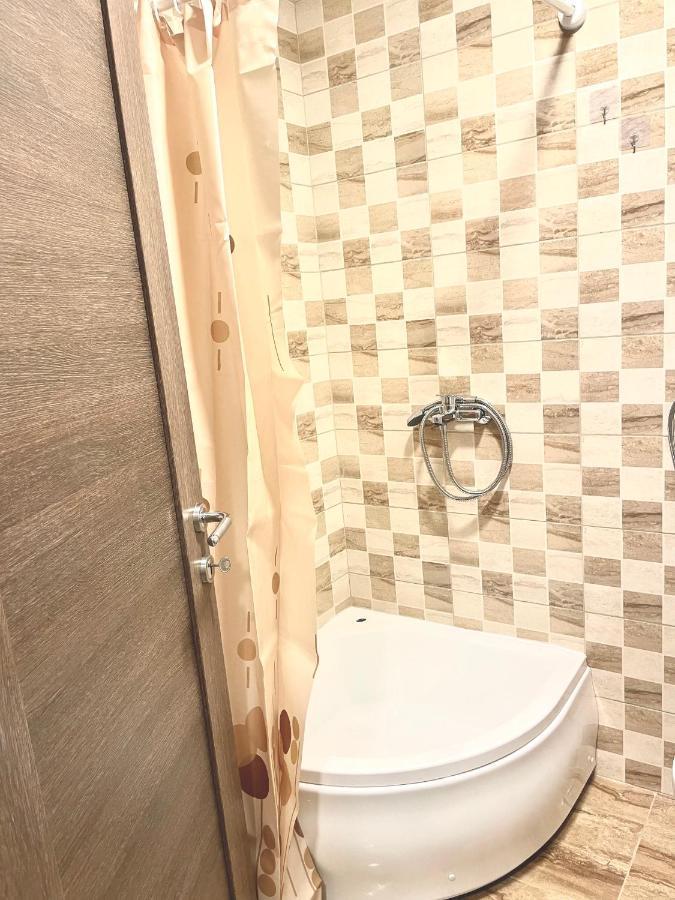 Easy Apartments Ledine Bagian luar foto