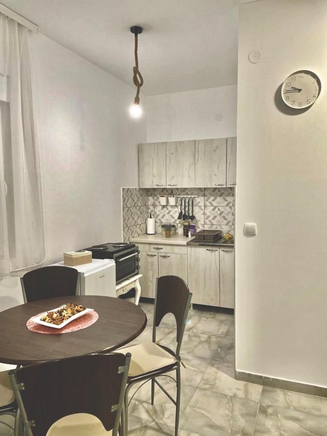 Easy Apartments Ledine Bagian luar foto