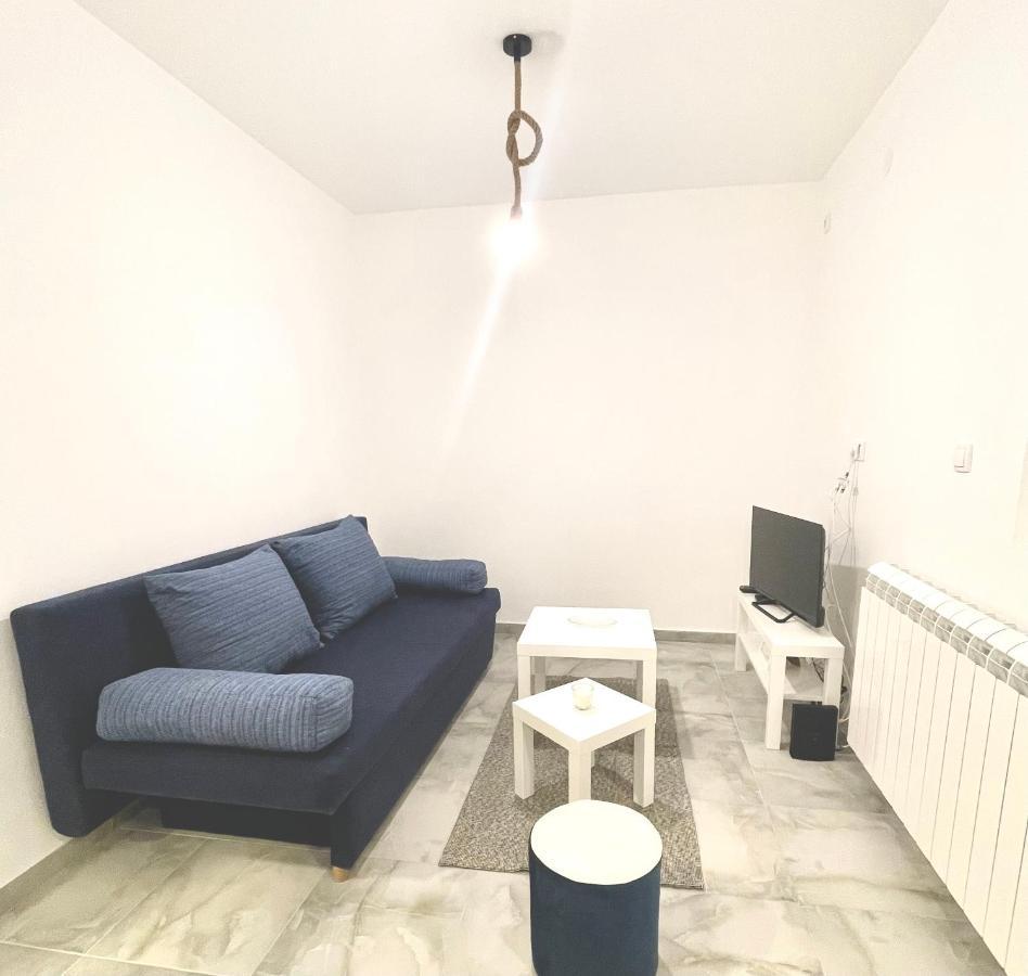Easy Apartments Ledine Bagian luar foto