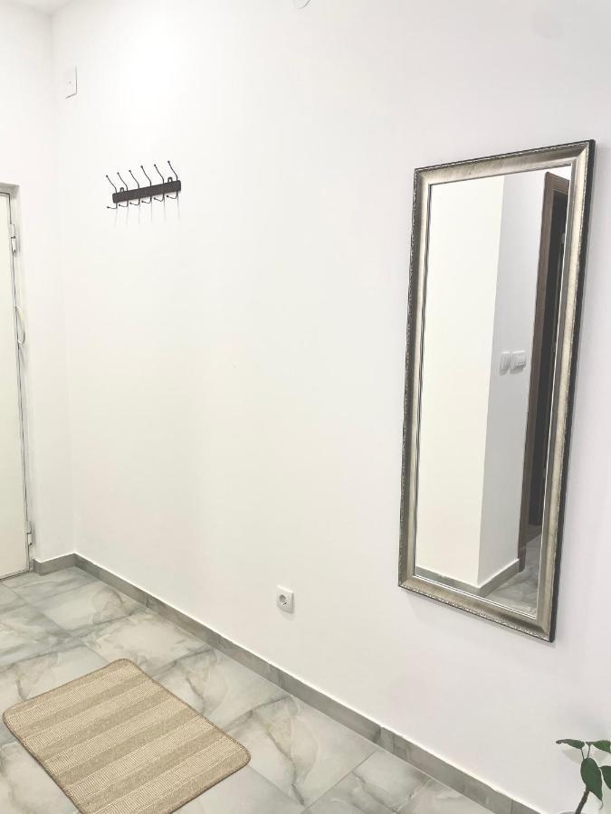 Easy Apartments Ledine Bagian luar foto